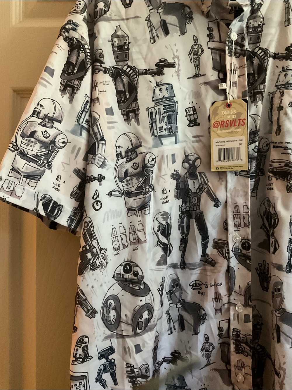 Star Wars Short-Sleeve Droid Print Shirt in White and Black NWT - Picture 8 of 13